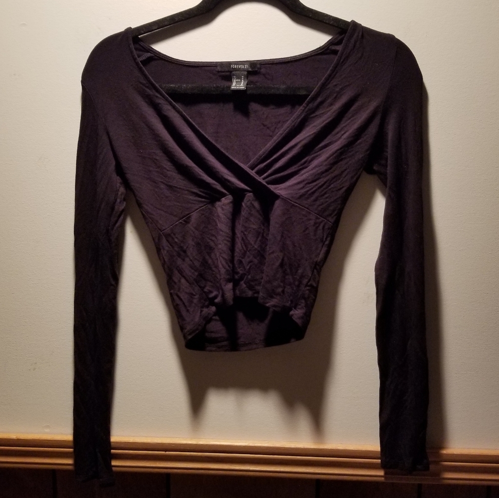 🍭Forever 21 basic long sleeved v neck top - Picture 6 of 6
